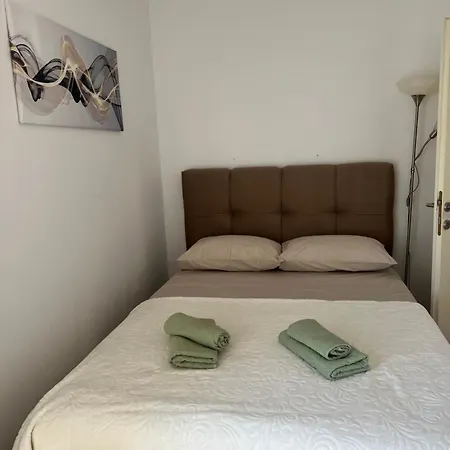 Apartman Ani Lejlighed