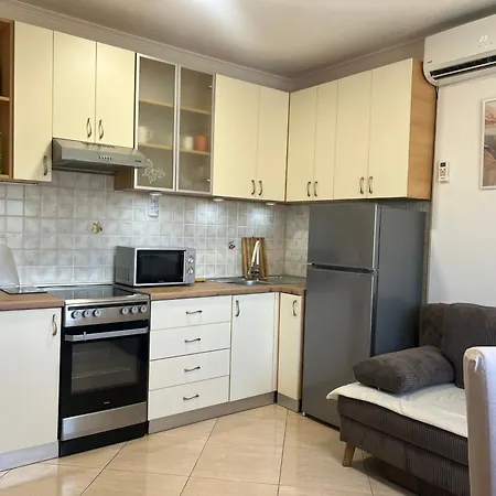 Apartman Ani Podstrana