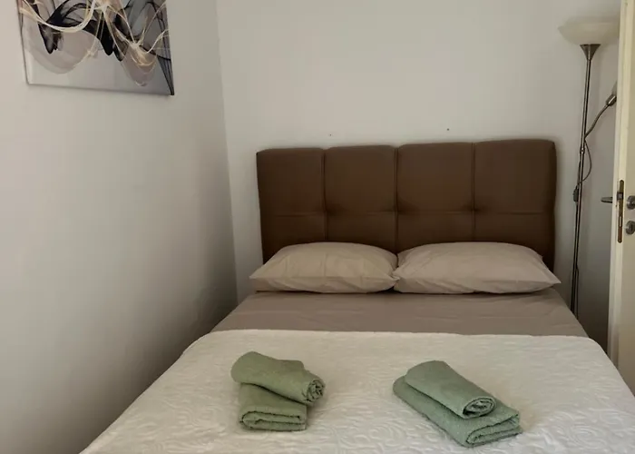 Apartman Ani Lejlighed