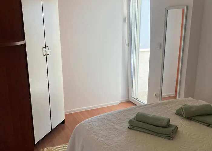 Apartman Ani *
