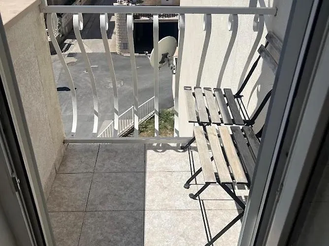 Apartman Ani Lejlighed