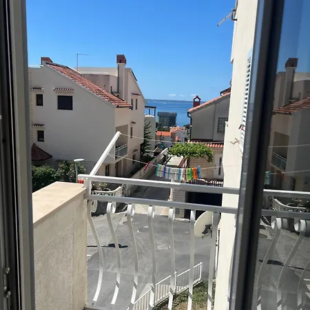 Apartman Ani * Podstrana