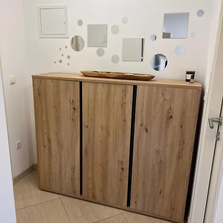 Apartman Apartman Ani *