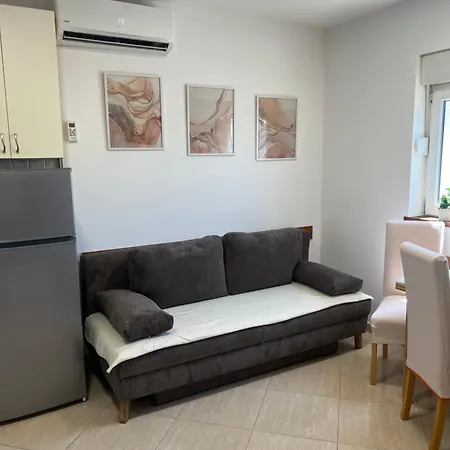 Apartman Ani 아파트 포드스트라나