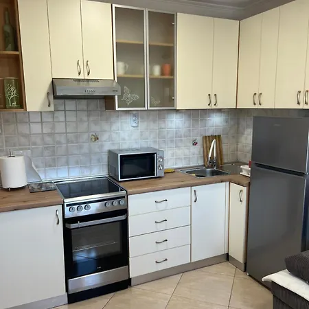 Apartman Ani Apartman *