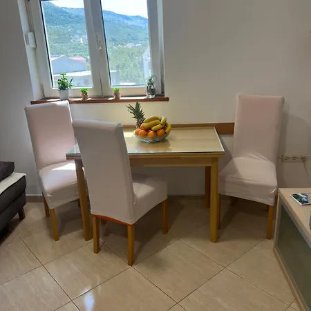 Apartman Ani 아파트 포드스트라나