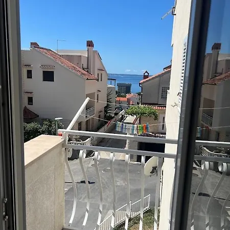 Apartman Ani * Podstrana