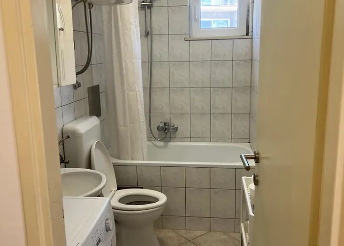 Apartman Ani * بودْسْتغانا